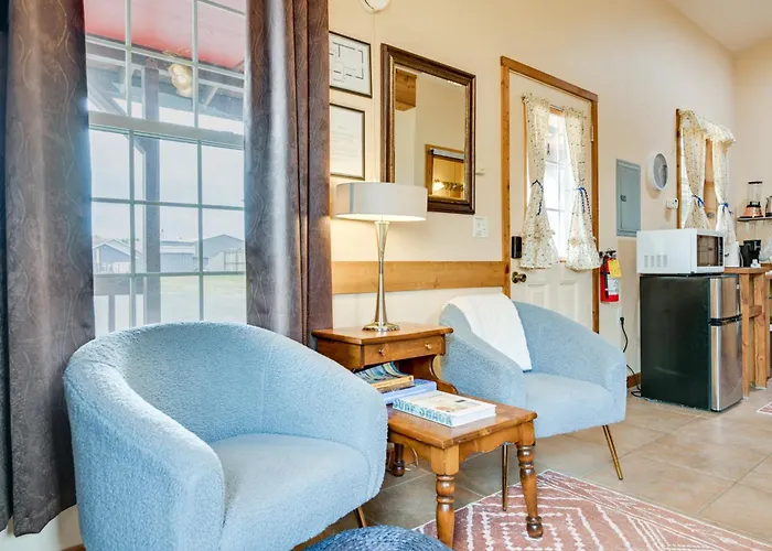 Cute Studio Cabin Steps To Long Beach Boardwalk